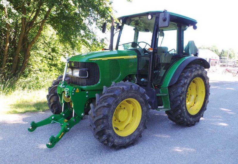 front linkage hitch 3-point hitch shl f john deere 5820 lesnik lenart 2 min