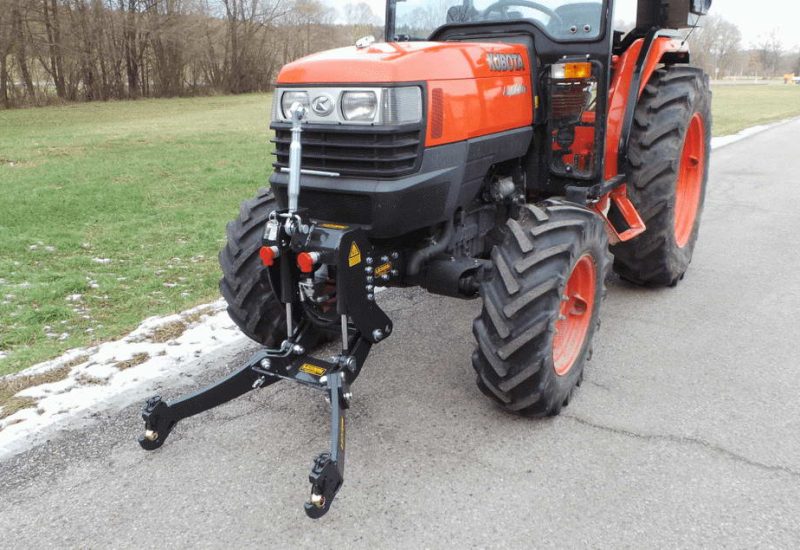 fronthydraulik frontkraftheber fronthubwerk kraftheber shl f kubota l4100 lesnik lenart 3 min