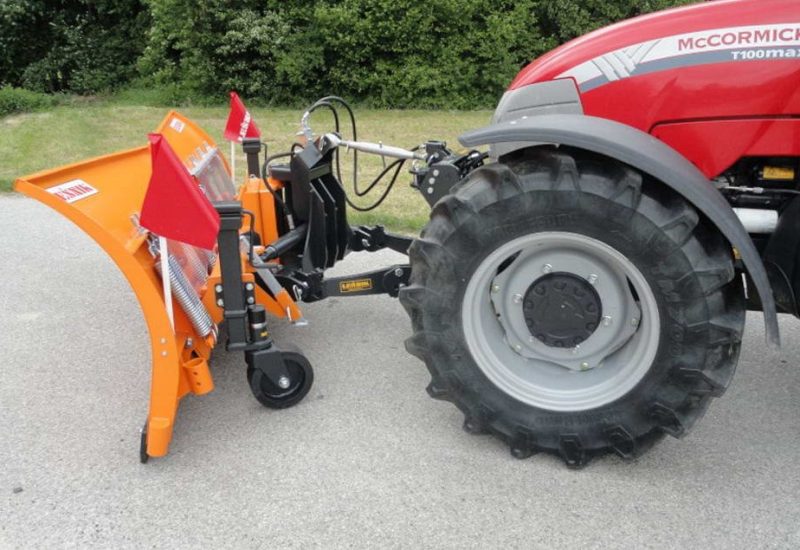 fronthydraulik frontkraftheber fronthubwerk kraftheber-shl-f-mccormick-t100-max-lesnik-lenart-4