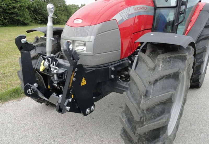 fronthydraulik frontkraftheber fronthubwerk kraftheber-shl-f-mccormick-t100-max-lesnik-lenart-1