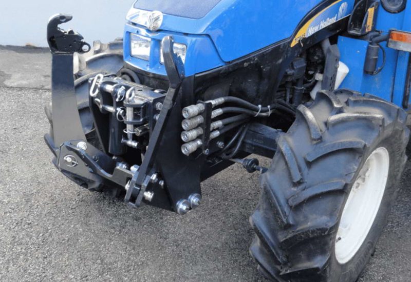 front linkage hitch 3-point hitch-shl-f-new-holland-tce-45-lesnik-lenart-min