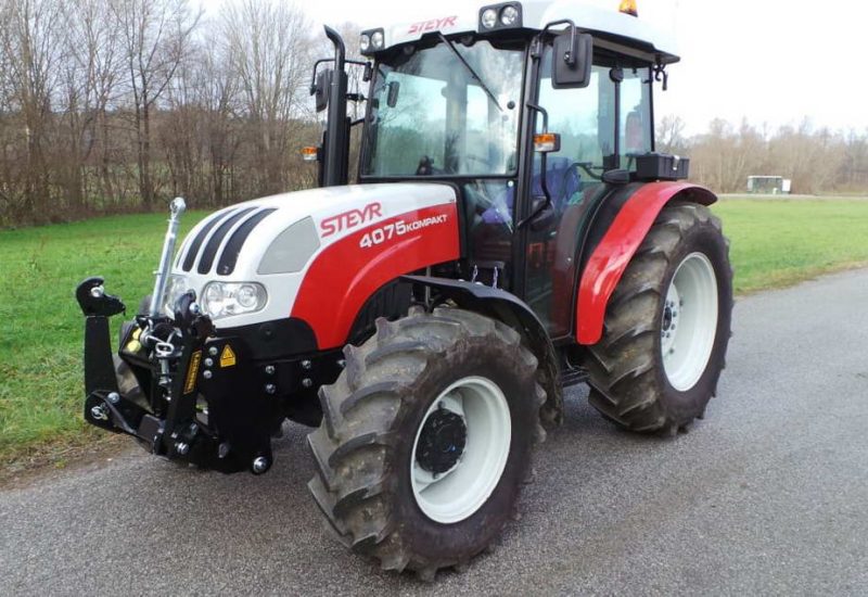 fronthydraulik frontkraftheber fronthubwerk kraftheber-shl-f-steyr-4065-kompakt-lesnik-lenart-min-4