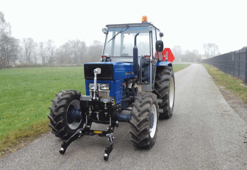 fronthydraulik frontkraftheber fronthubwerk kraftheber-shl-f-univerzal-550-dtc-lesnik-lenart-5