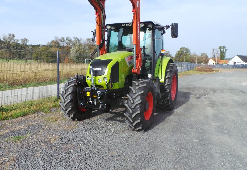 claas-arion-410-420-430-prednja-hidravlika-fronthydraulik-front-linkage-relevage-avant-lesnik-lenart-1