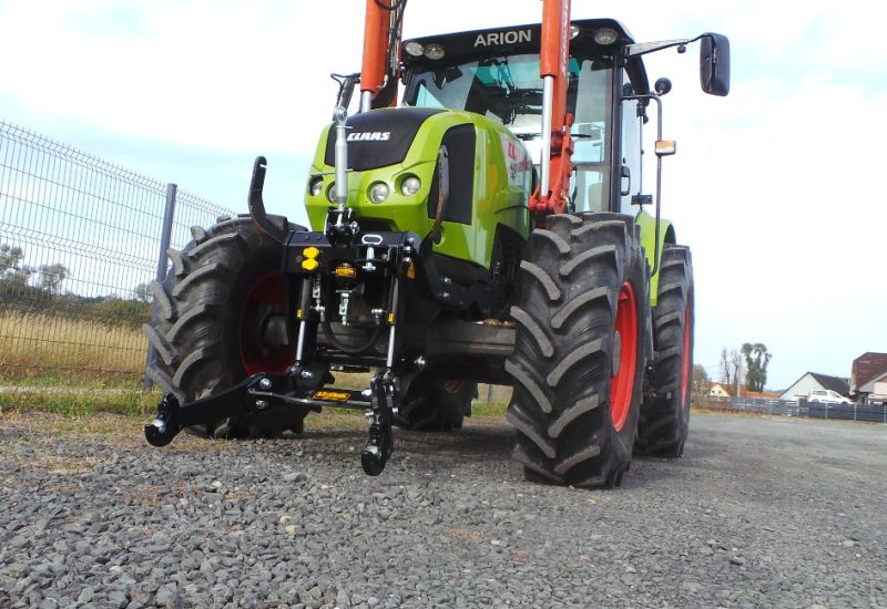 claas-arion-410-420-430-prednja-hidravlika-fronthydraulik-front-linkage-relevage-avant-lesnik-lenart-10