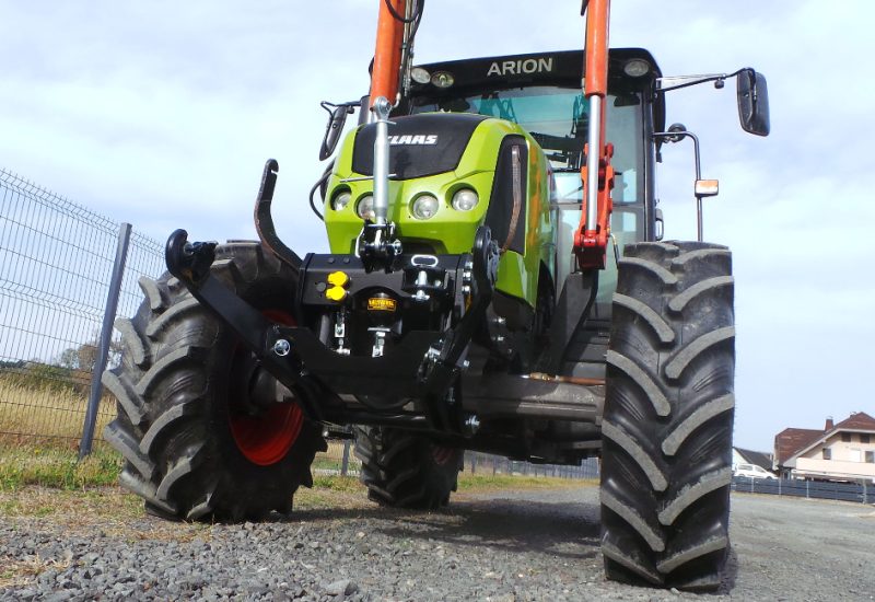 claas-arion-410-420-430-prednja-hidravlika-fronthydraulik-front-linkage-relevage-avant-lesnik-lenart-6