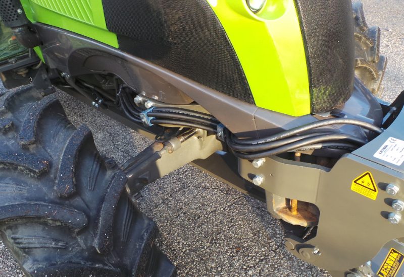 front linkage hitch 3-point hitch claas nectis 267 f lesnik lenart 6