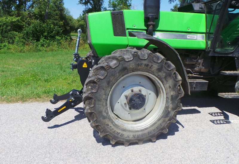 deutz-dx6-dx6-10-dx6-30-dx6-50-prednja-hidravlika-fronthydraulik-front-linkage-relevega-avant-lesnik-lenart-12