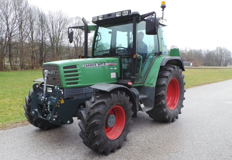 front linkage hitch 3-point hitch fendt farmer 307 c lesnik lenart 1
