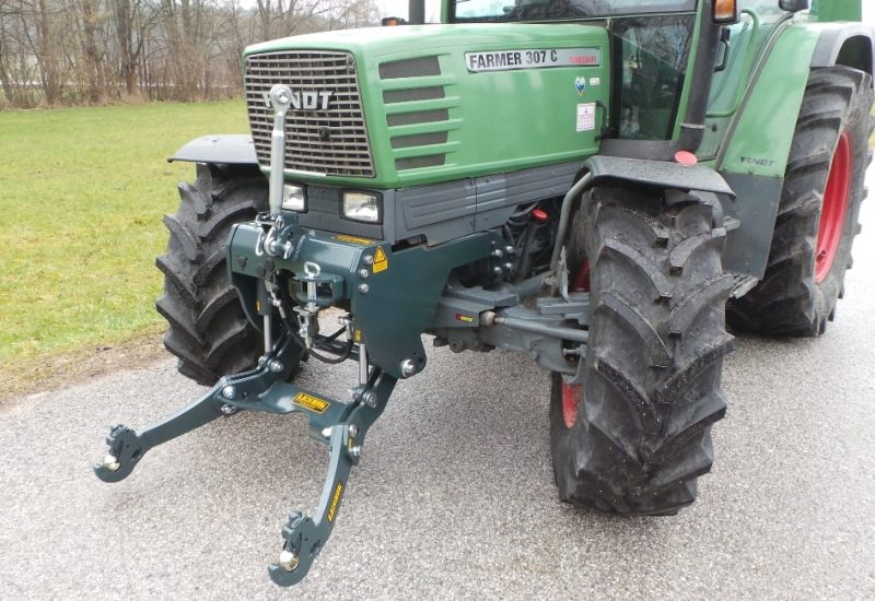 front linkage hitch 3-point hitch fendt farmer 307 c lesnik lenart 6