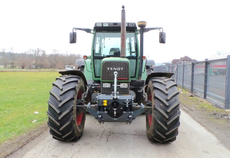 front linkage hitch 3-point hitch fendt favorit 512 c lesnik lenart 3