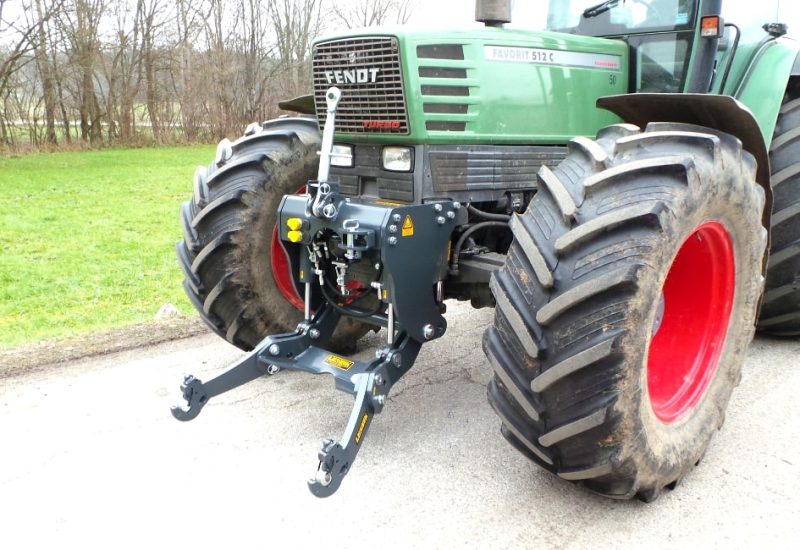 front linkage hitch 3-point hitch fendt favorit 512 c lesnik lenart 6