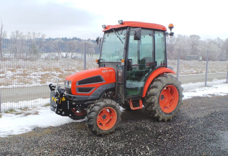 kioti-ck-25-27-30-35-prednja-hidravlika-front-linkage-fronthydraulik-relevage-avant-lesnik-lenart-1