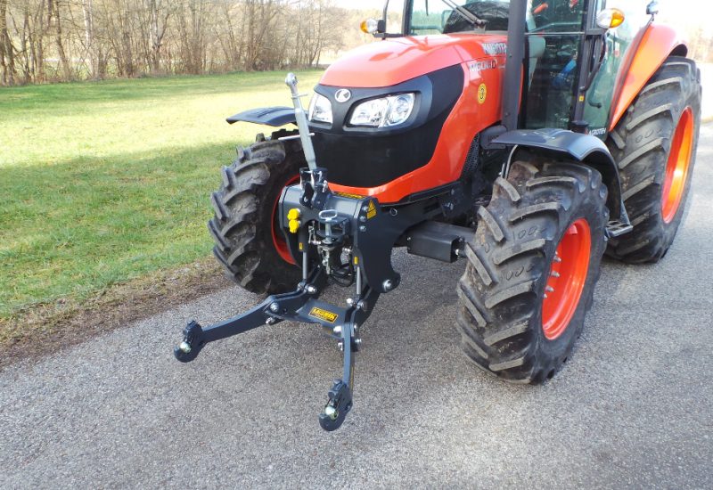 front linkage hitch 3-point hitch kubota m 6060 7060 8560 9960 lesnik lenart 6