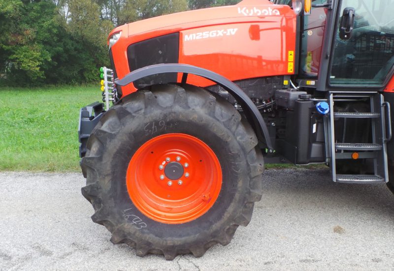 kubota-mgx-iv-95-105-115-125-135-lesnik-lenart-3
