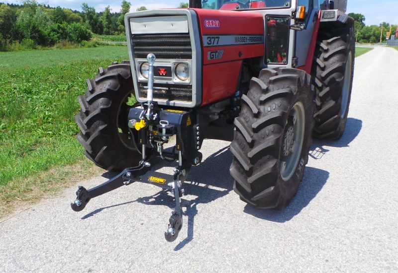 massey ferguson 377 Universale Fronthydraulik lesnik lenart 13