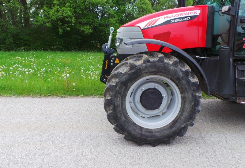 fronthydraulik frontkraftheber fronthubwerk kraftheber mccormick x60 20 30 40 50 lesnik lenart 2
