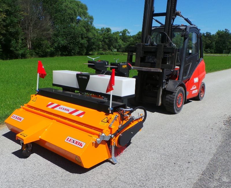 mlk sweeper fork lift linde lesnik lenart