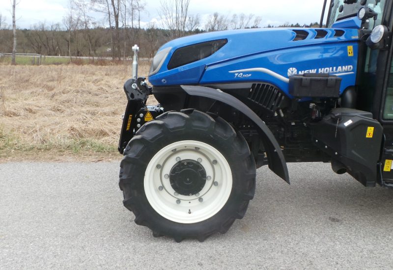 new-holland-t4-80-90-100-110-120-f-supersteer-prednja-hidravlika-fronthydraulik-front-linkage.relevage avant-lesnik-lenart-2