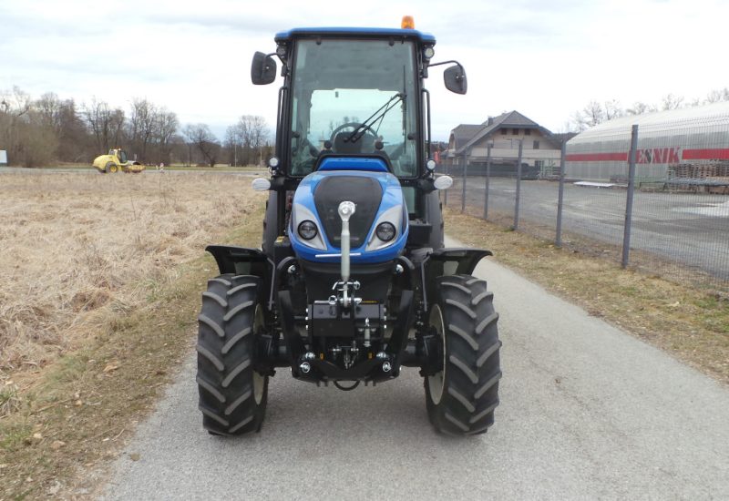 new-holland-t4-80-90-100-110-120-f-supersteer-prednja-hidravlika-fronthydraulik-front-linkage.relevage avant-lesnik-lenart-4