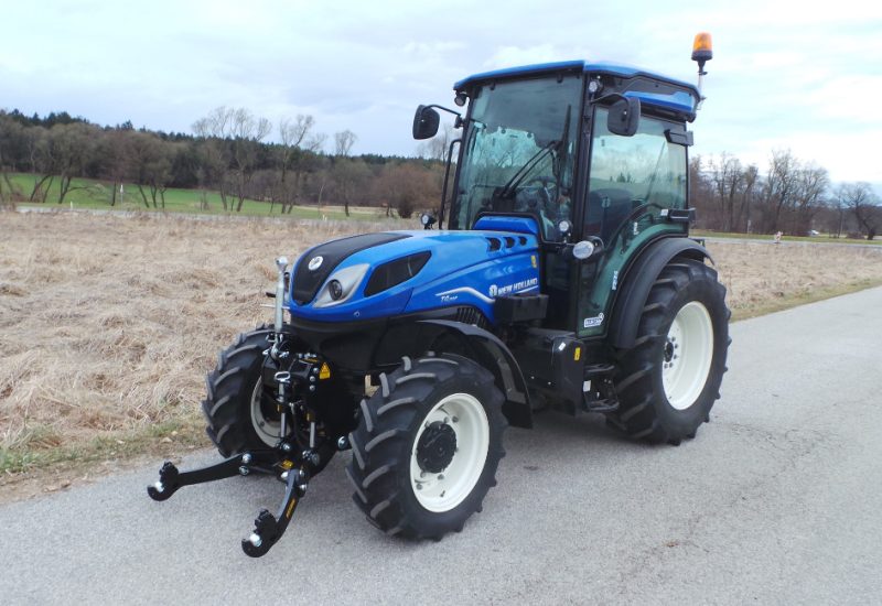 new-holland-t4-80-90-100-110-120-f-supersteer-prednja-hidravlika-fronthydraulik-front-linkage.relevage avant-lesnik-lenart-9