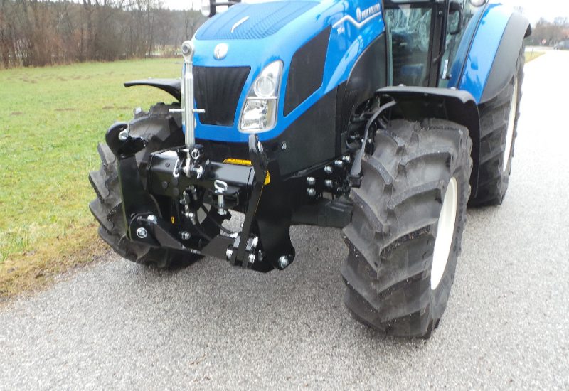 new-holland-t5-80-90-100-110-120-lesnik-lenart-3