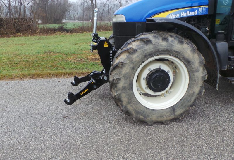 new-holland-td-5010-5020-5030-5040-5050-prednja-hidravlika-fronthydraulik-front-linkage-lesnik-lenart-8