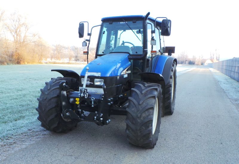 fronthydraulik frontkraftheber fronthubwerk kraftheber new-holland-tl-70-80-90-100-lesnik-lenart-1