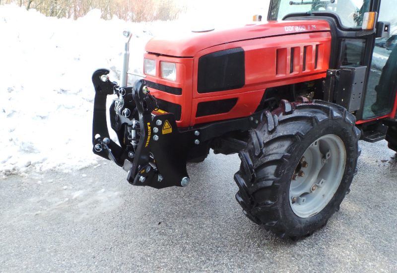 relevage avant hydraulique frontal same dorado f 60 75 85 lesnik lenart 2