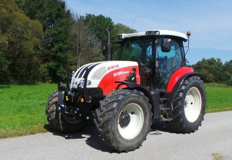 fronthydraulik frontkraftheber fronthubwerk kraftheber steyr 6135 profi lesnik lenart 1