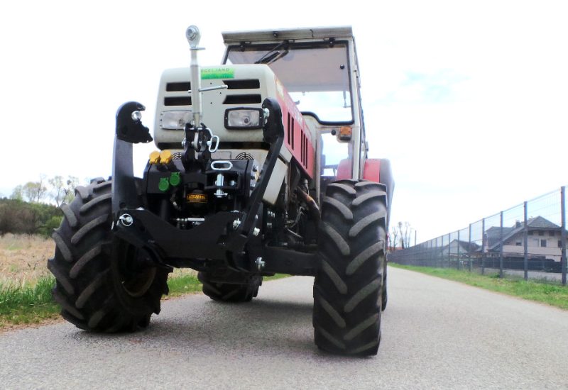 steyr-8065-8075-turbo-prednja-hidravlika-fronthydraulik-front-linkage-relevage-avant-lesnik-lenart-4