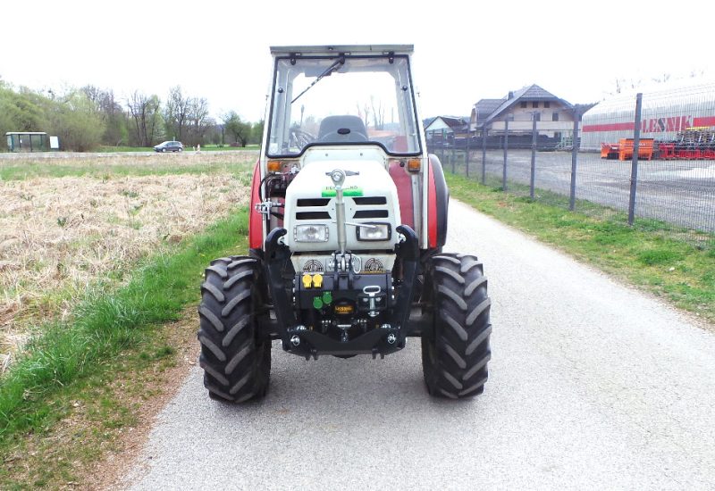 steyr-8065-8075-turbo-prednja-hidravlika-fronthydraulik-front-linkage-relevage-avant-lesnik-lenart-5